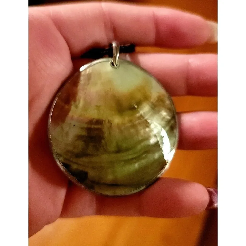 ⭐ Beautiful Simple Shelll Necklace 💕